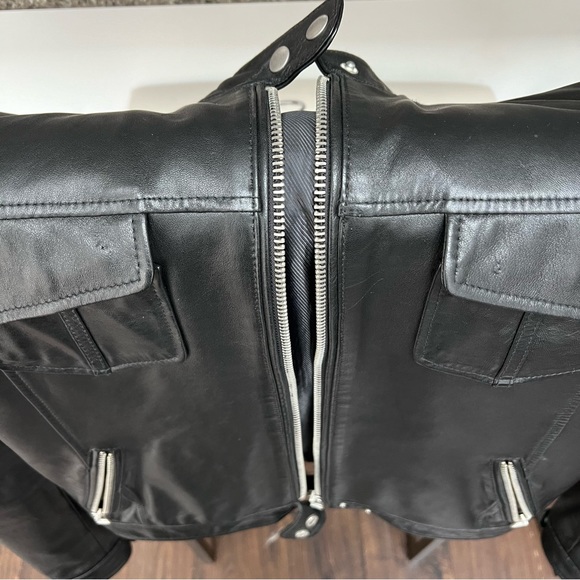Leather jacket - Picture 5 of 5